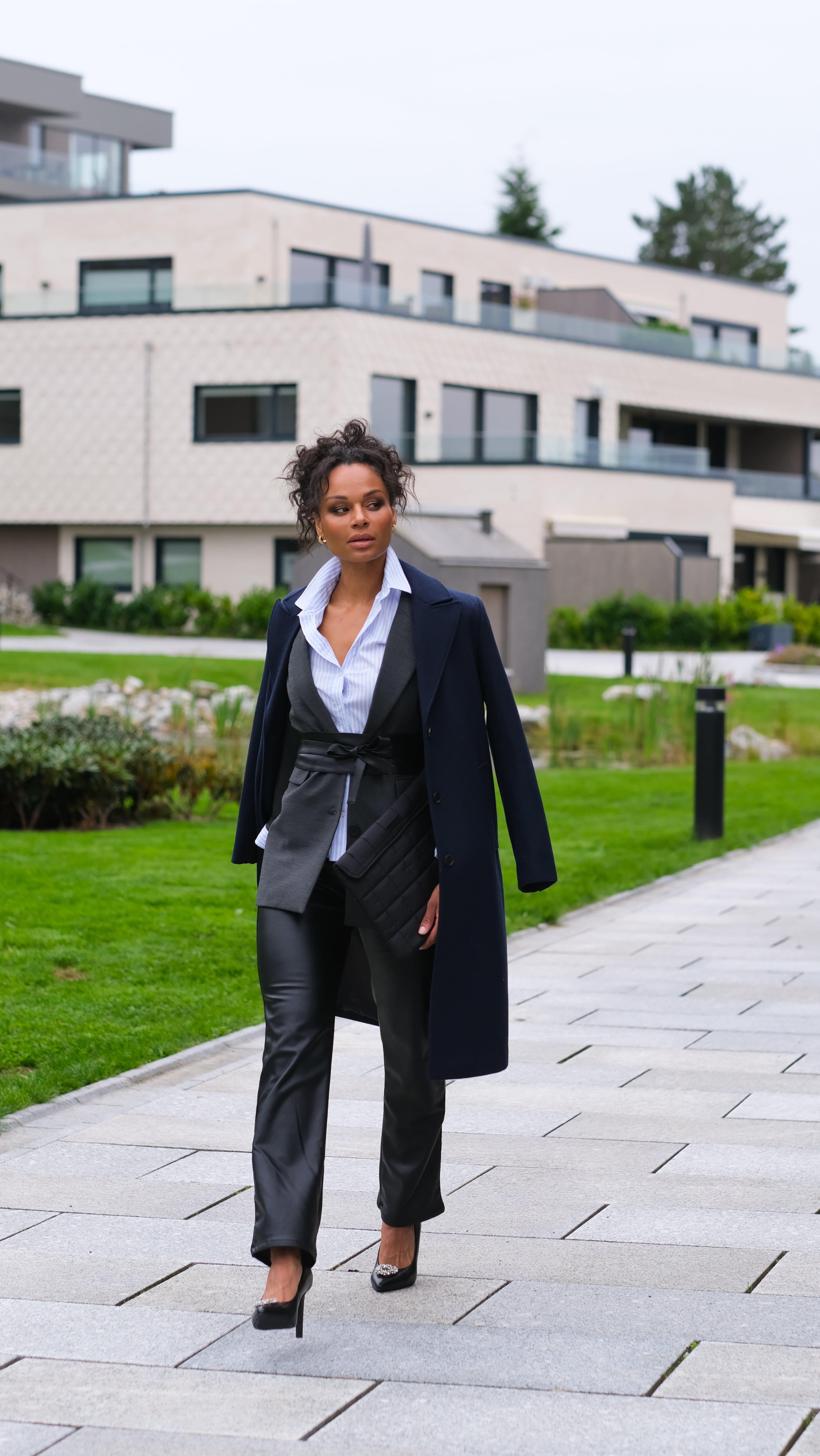 Kledd for kontoret 3